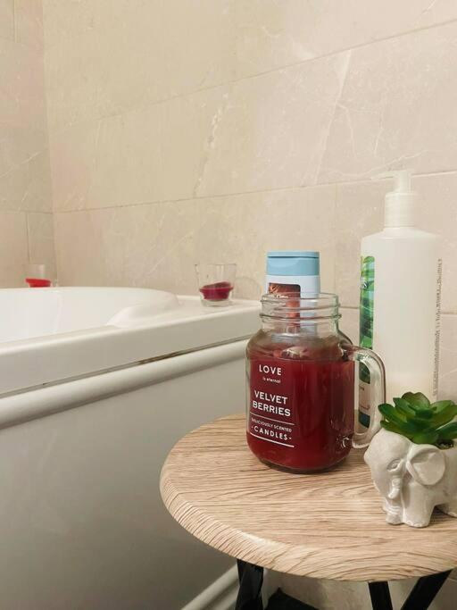 Chic Retreat Timisoara Apartment Bagian luar foto